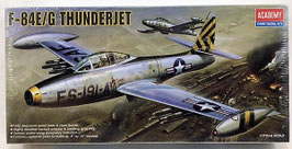 F-84E/G THUNDERJET  (ACADEMY)