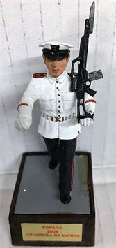 Soldado Infantería Marina Blanco (Desfilando)