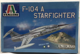 F-104 A STARFIGHTER  (italeri)