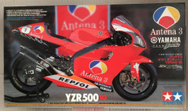 Maqueta de moto YAMAHA YZR500  (tamilla)